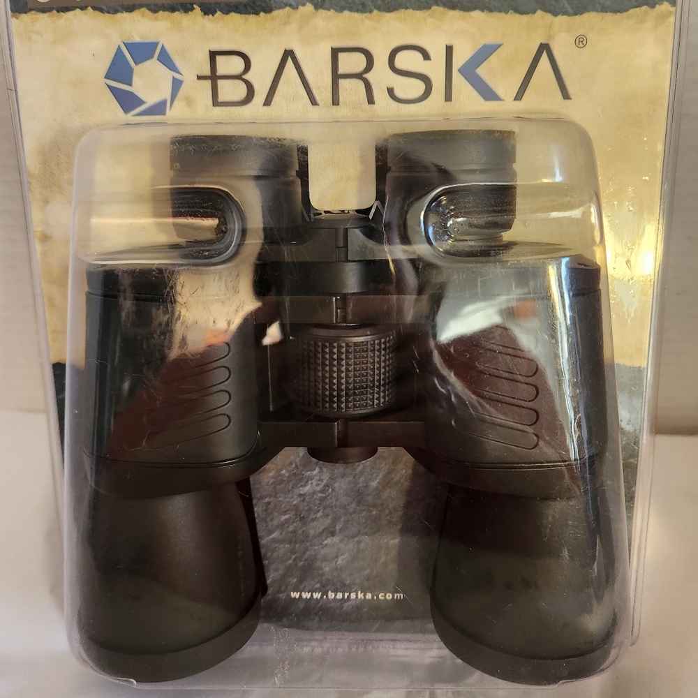 BARSKA BINOCULARS NIP